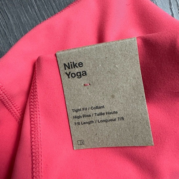 Pink Nike leggings - size S - 7/8 length - Picture 2 of 3